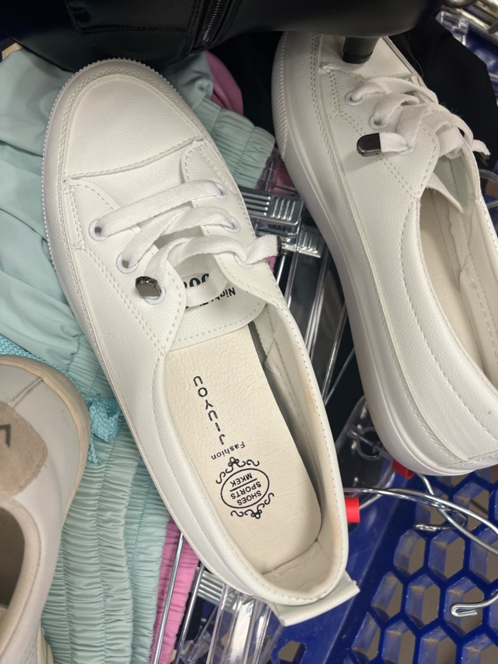 White Women's Low-Top Lace-Up Sneakers